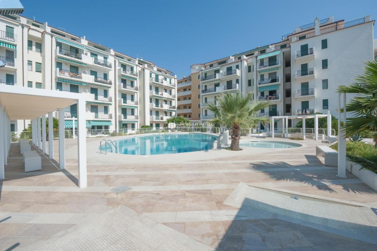 Residence El Palmar Da Colla Lido di Jesolo Buitenkant foto