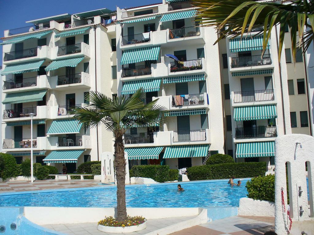 Residence El Palmar Da Colla Lido di Jesolo Buitenkant foto